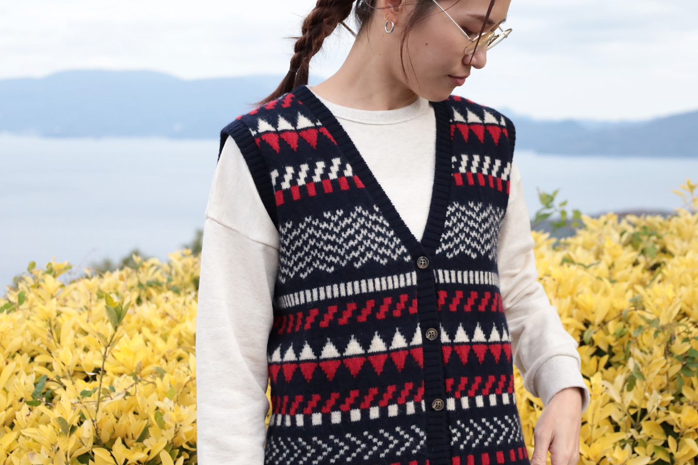 ウールジャガードVネックベスト