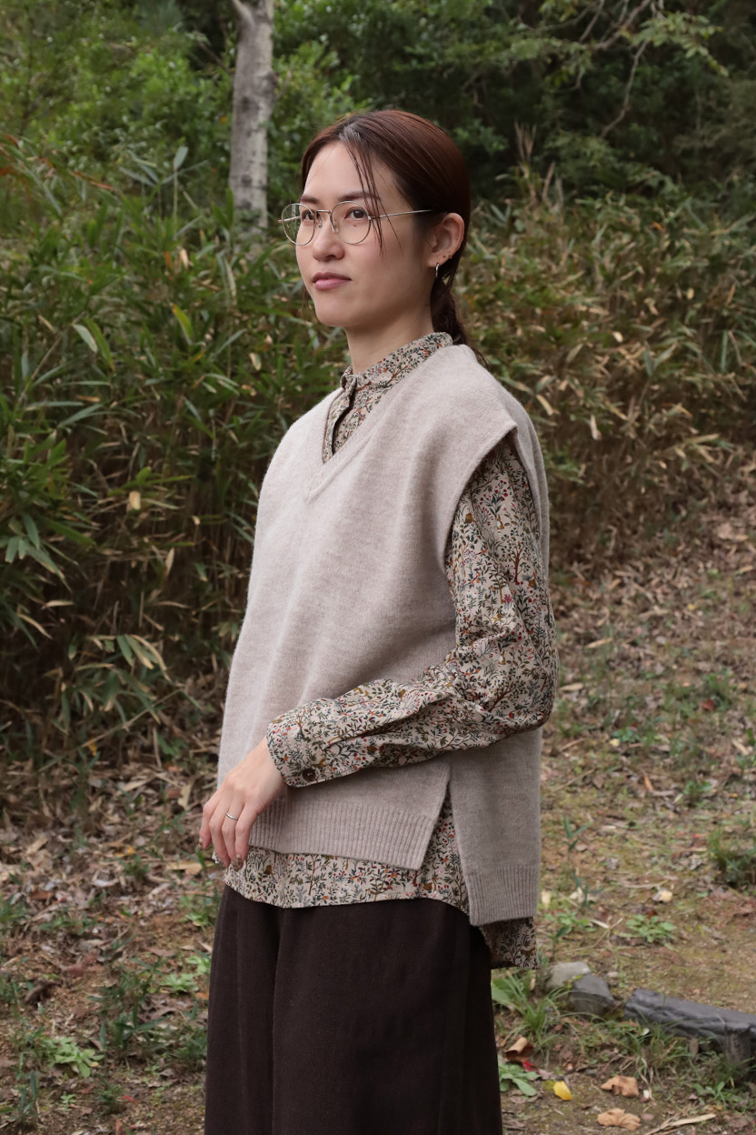 アルパカウールVネックベスト