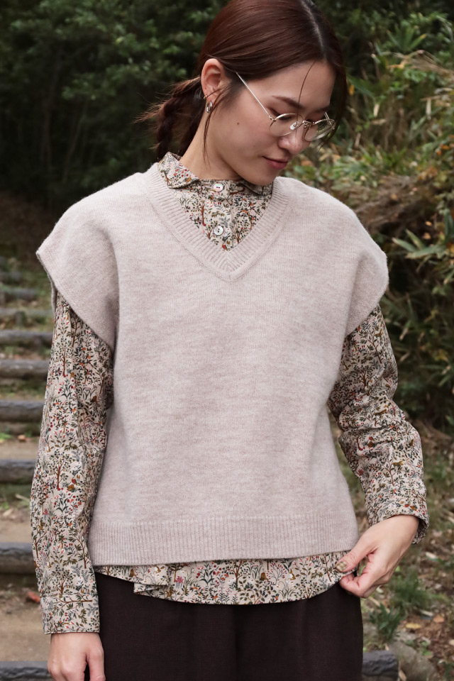 アルパカウールVネックベスト