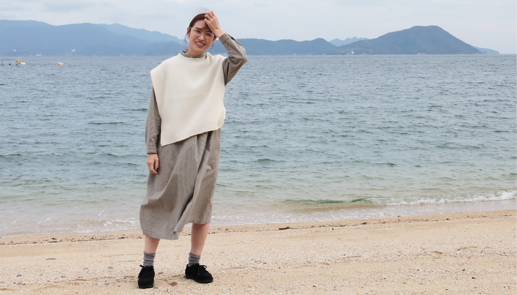 オーガニックウールスリットベスト