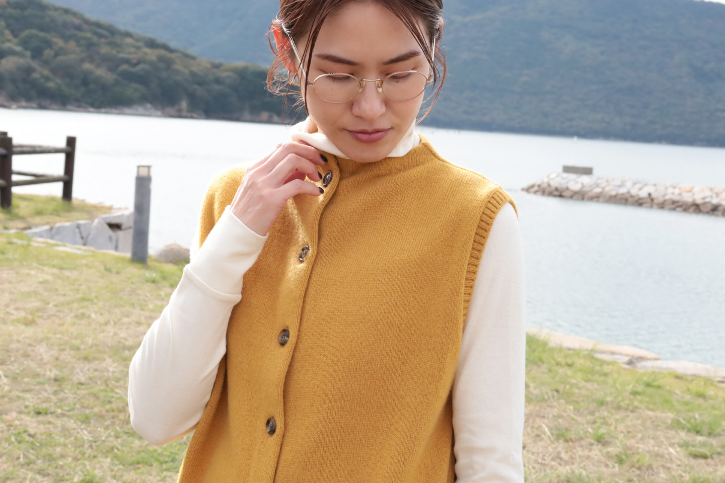 ウールニット前あきベスト