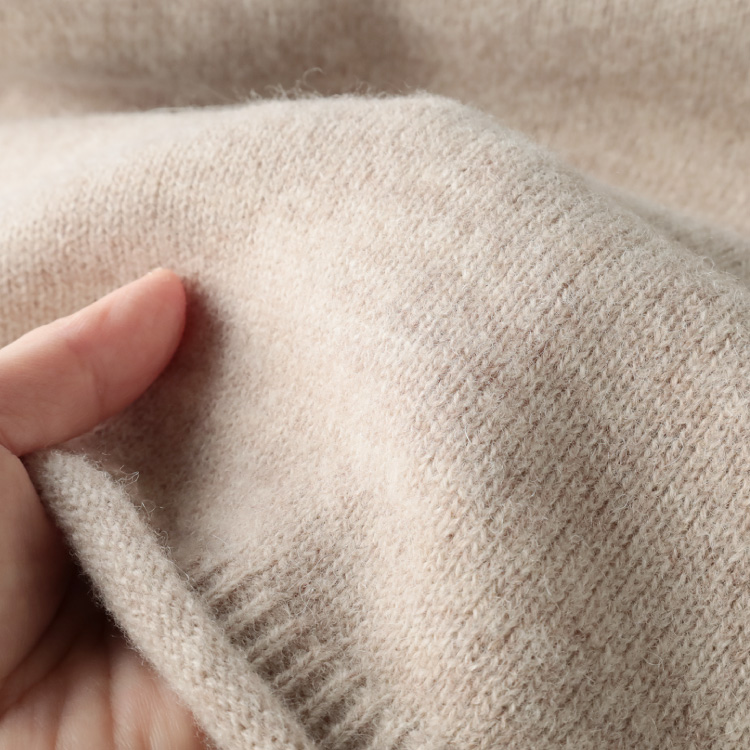 生地アップ 手で持ったところ