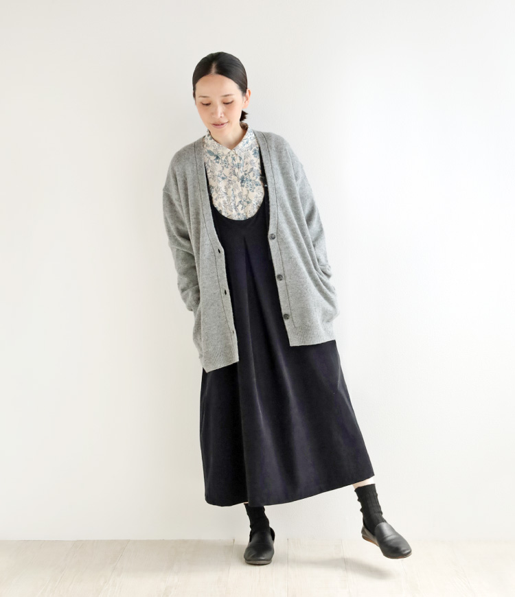 ワンピースに合わせたコーデ