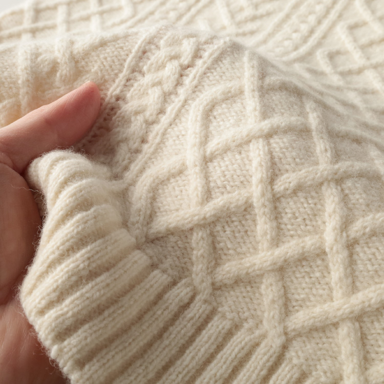 生地アップ 手で持ったところ