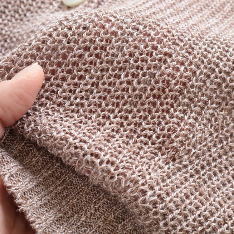 生地アップ 手で持ったところ