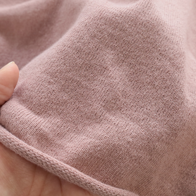 生地アップ 手で持ったところ