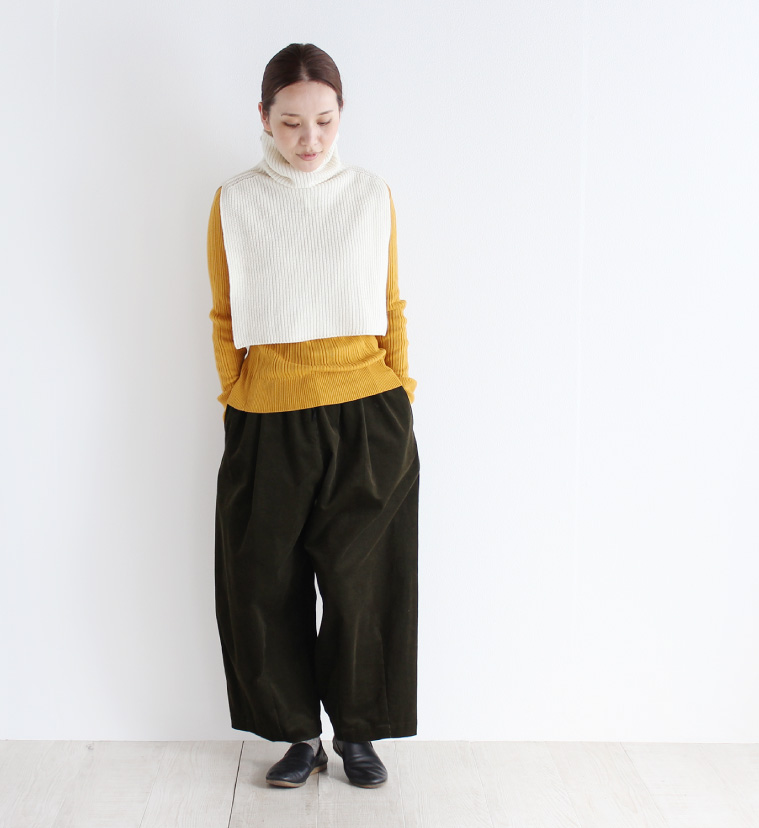 nofl コーデュロイバルーンパンツ