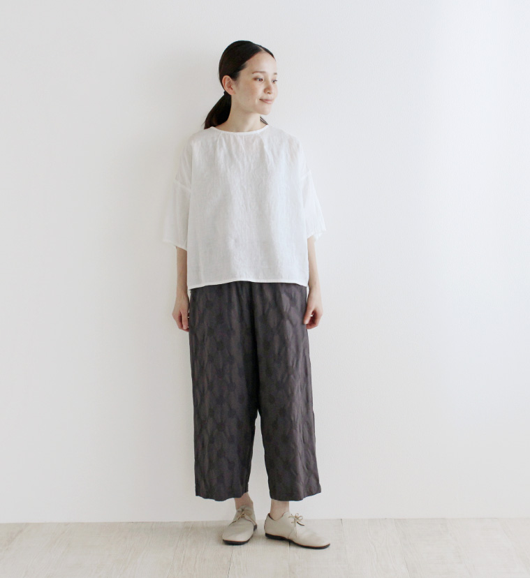 nofl ドットジャガードワイドストレートパンツ