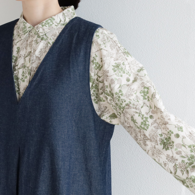 腕広げたところ アームホール