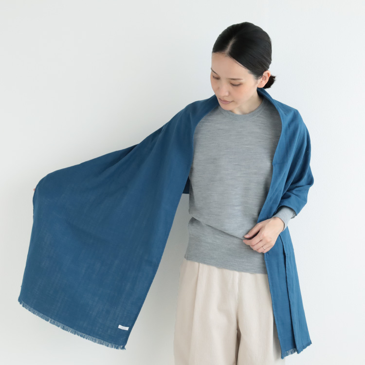 広げて羽織ったところ