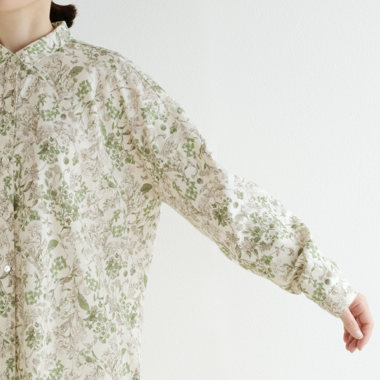 腕を広げたところ