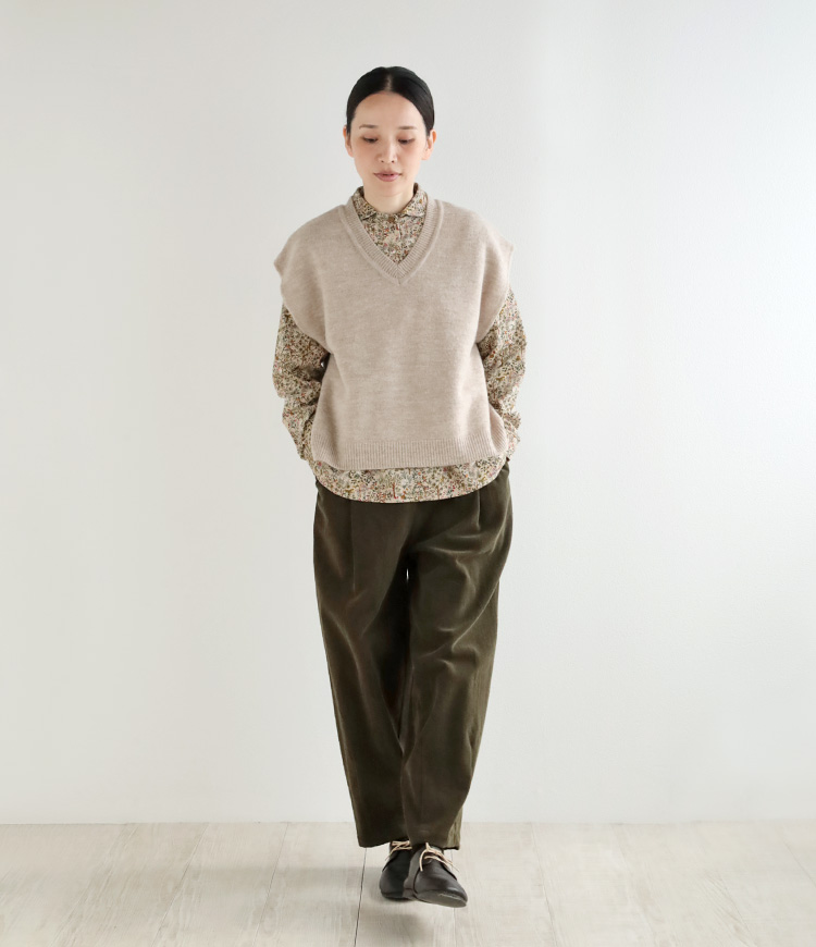 ベストとのコーデ