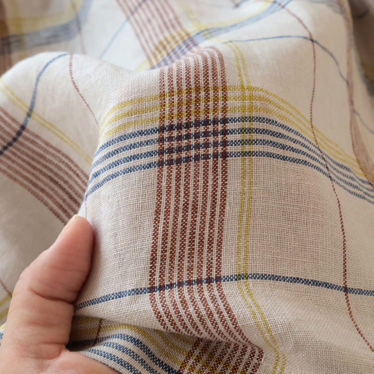 生地アップ 手に持ったところ