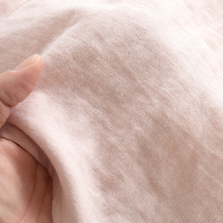 生地アップ 手で持ったところ