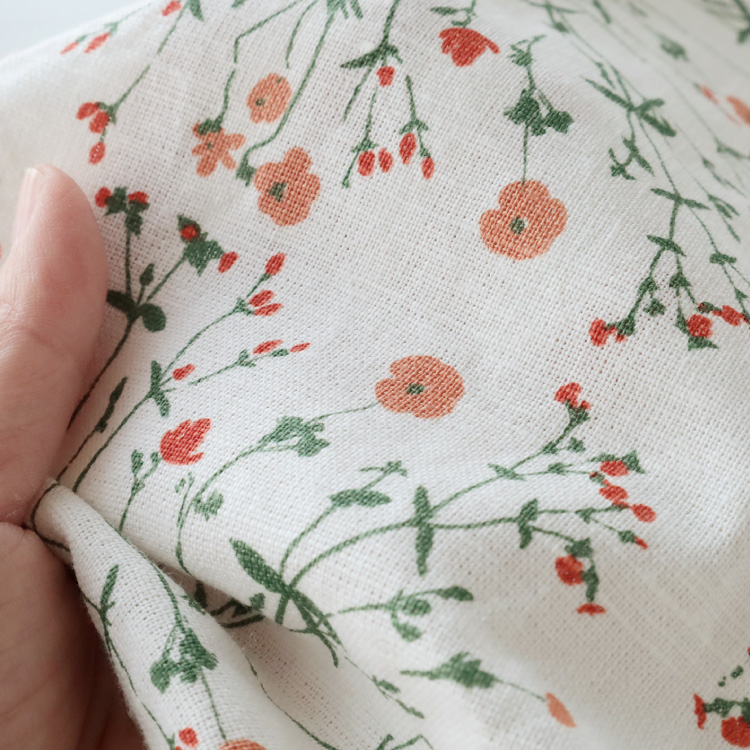 生地アップ 手に持ったところ