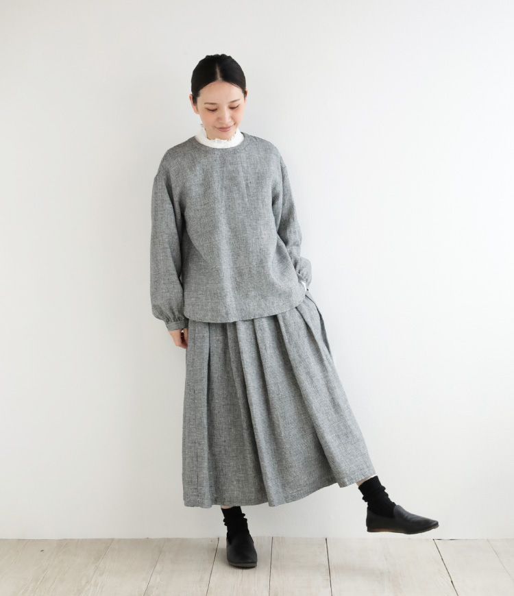 全身　コーデ　セットアップ