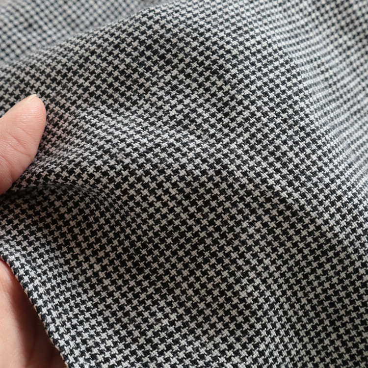 生地アップ 手で持ったところ