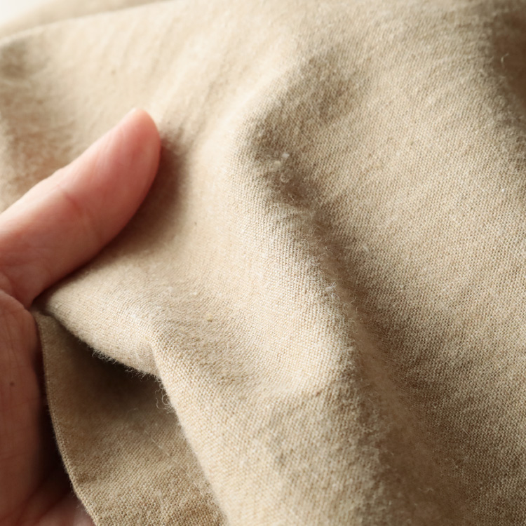 生地アップ 手に持ったところ