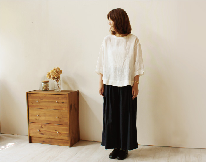 douxbleu クルーネックブラウス